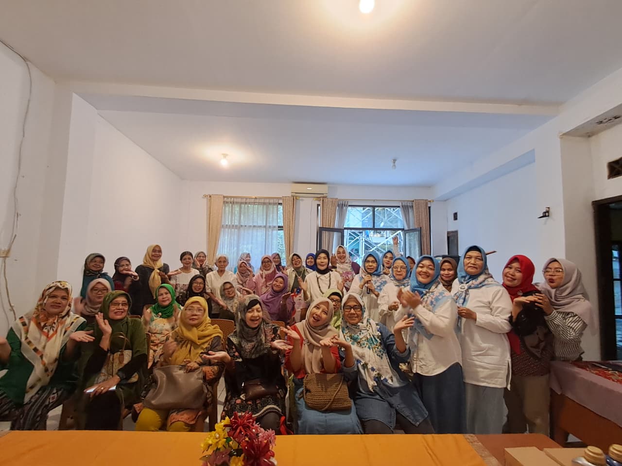 Dokumentasi Pertemuan Rutin Bulanan PKK RW 06