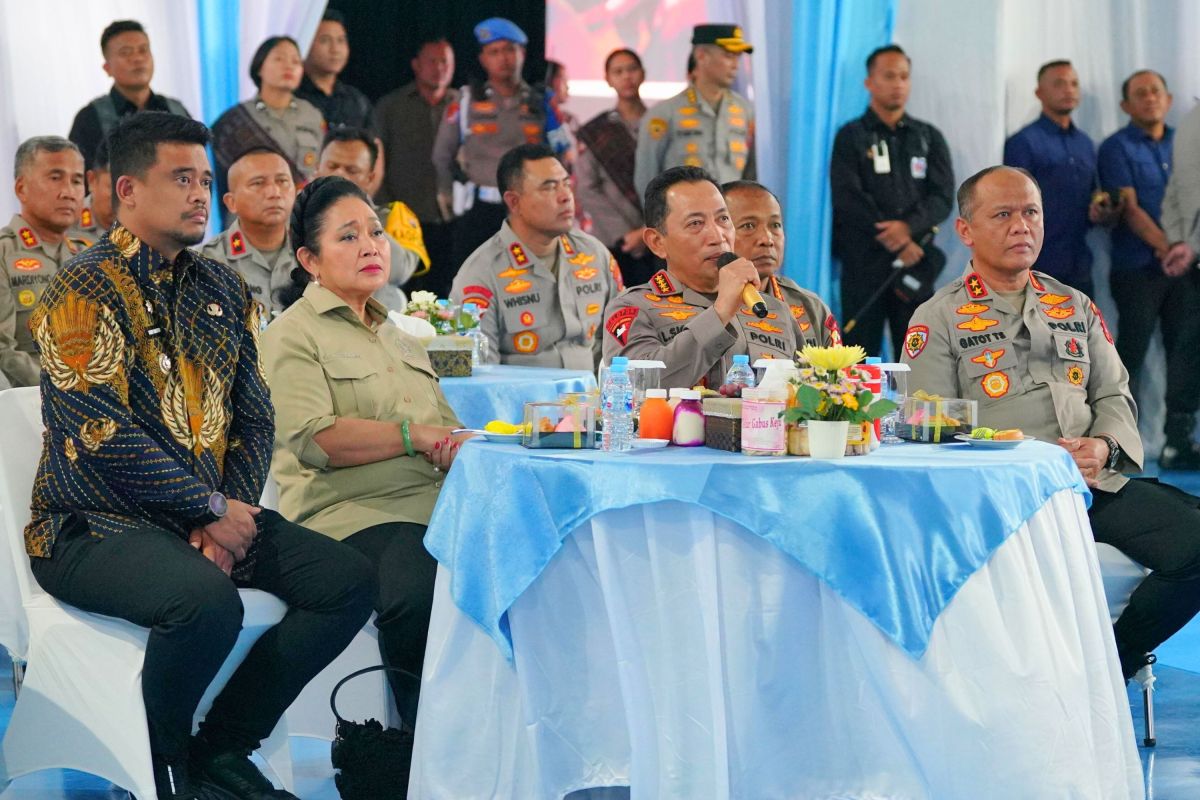 Kapolri pantau pembangunan jembatan bailey di Sumbar