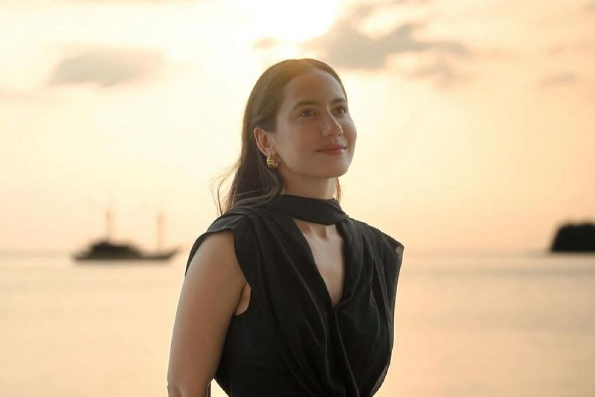 Pevita Pearce isyaratkan terlibat main di sekuel 5cm: Revolusi Hati