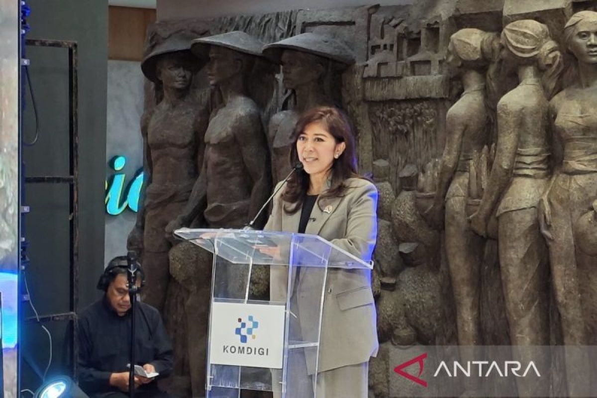 Menkomdigi: Registrasi nomor seluler biometrik fokus ke kartu baru