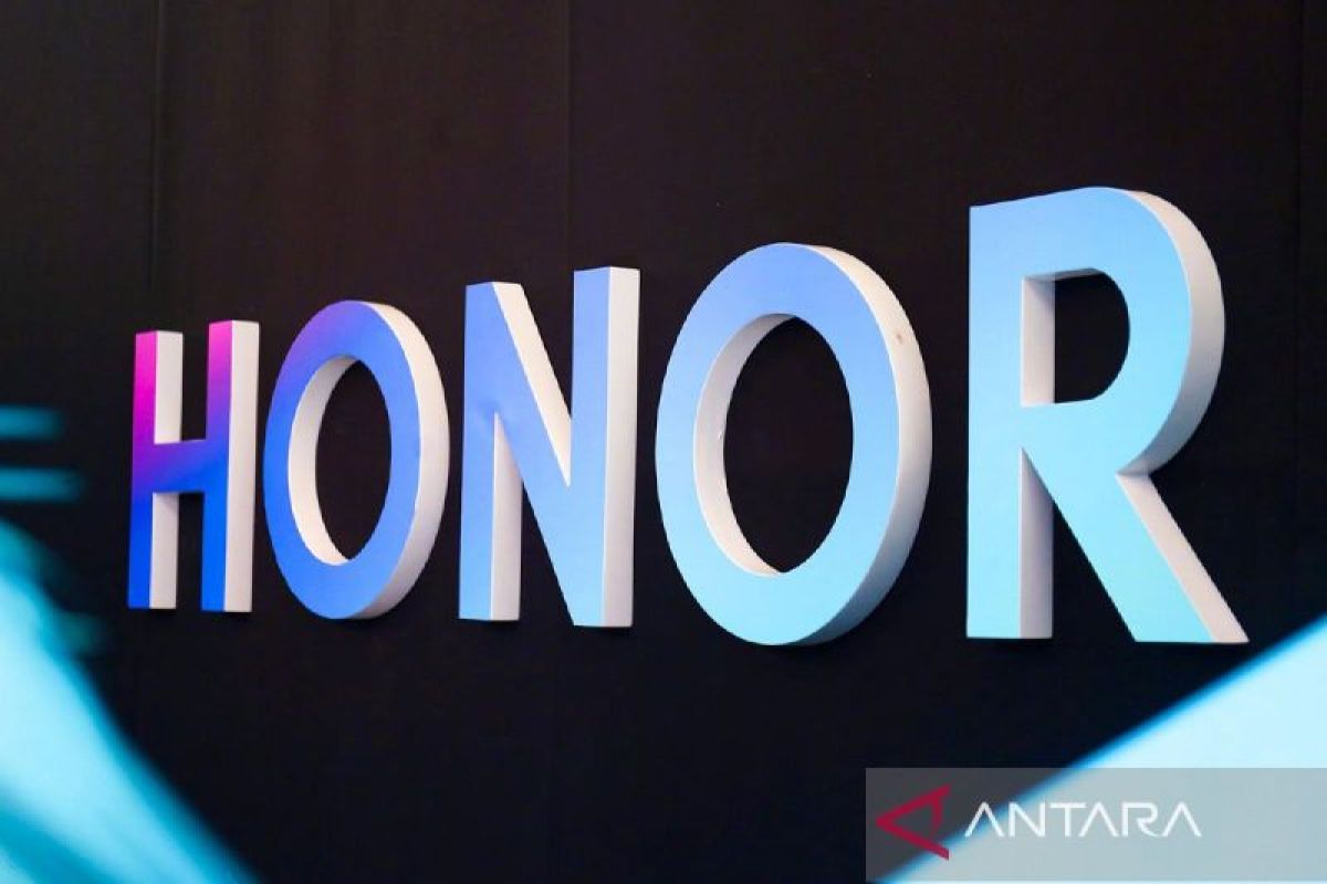 Honor siapkan ponsel lipat layar lebar untuk saingi Samsung dan Apple