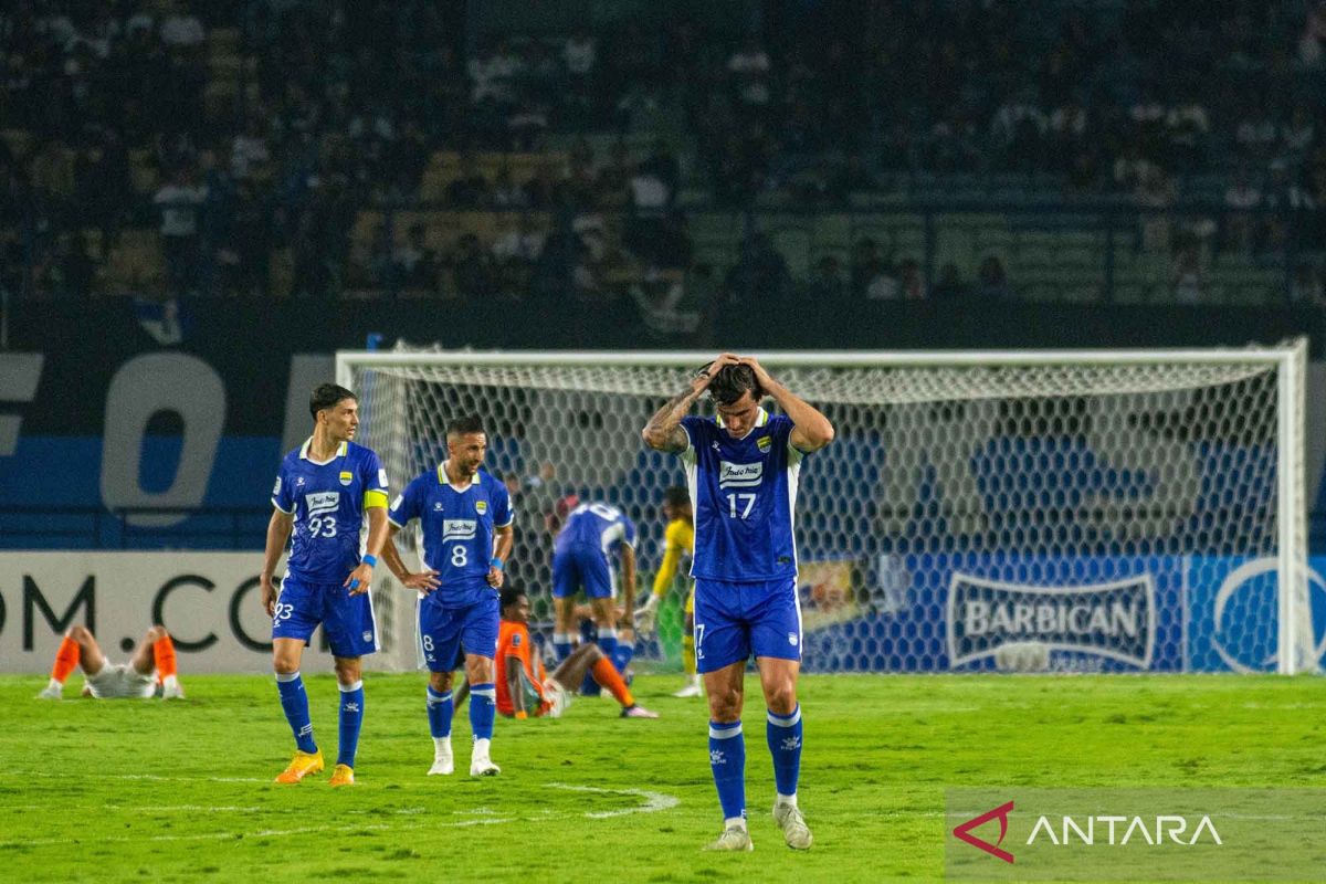 Castel berkilah masih beradaptasi setelah tak cetak gol untuk Persib