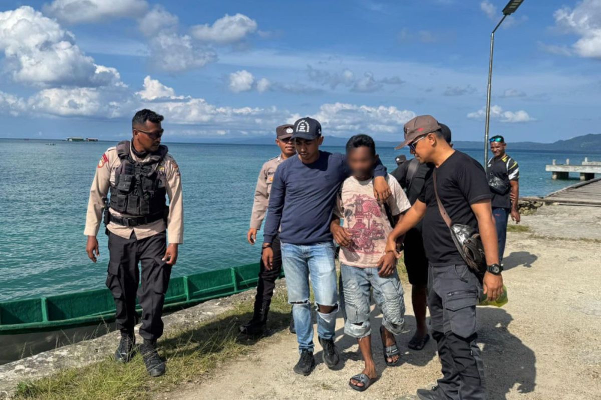 Polres Malra tangkap pelaku pembakaran bangunan mushola