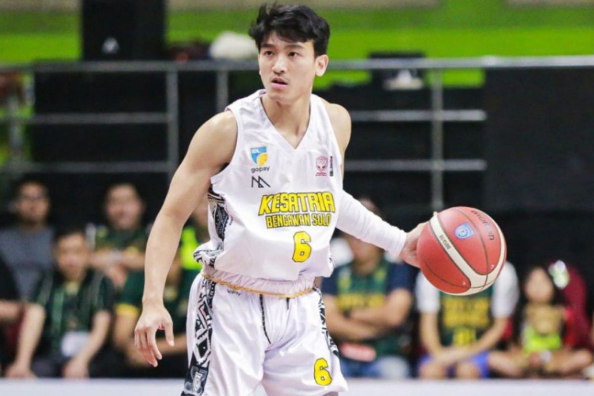 Wenas versus Disi, duel guard lokal warnai laga Kesatria kontra Dewa