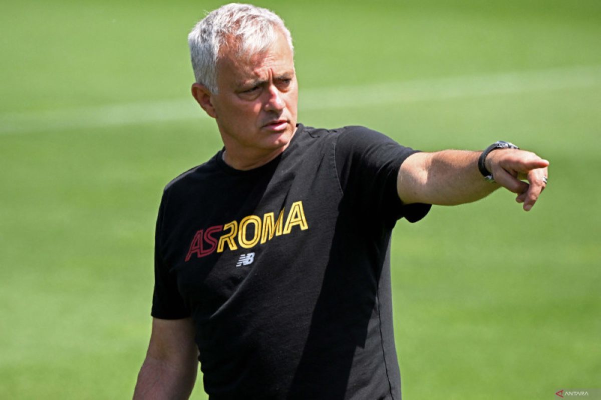 Jose Mourinho tepis spekulasi kembali ke Real Madrid