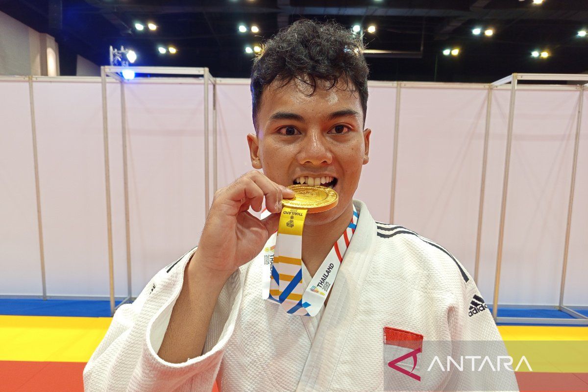 Emas APG 2025 jadi kado Rafli Ahnaf untuk sang anak tercinta