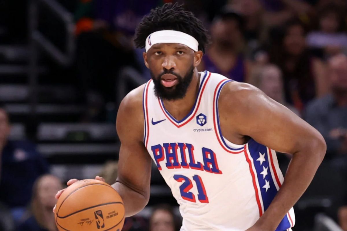 Embiid absen lawan Hawks karena nyeri tulang kering