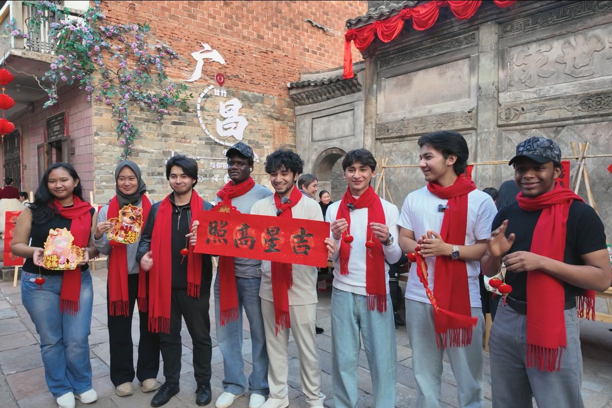 Pengalaman "Gala Desa" pertama mahasiswa Indonesia di China timur