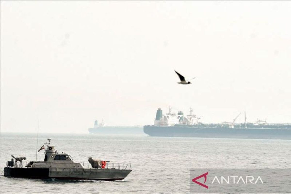 Iran gelar latihan militer, tegaskan pengamanan Selat Hormuz