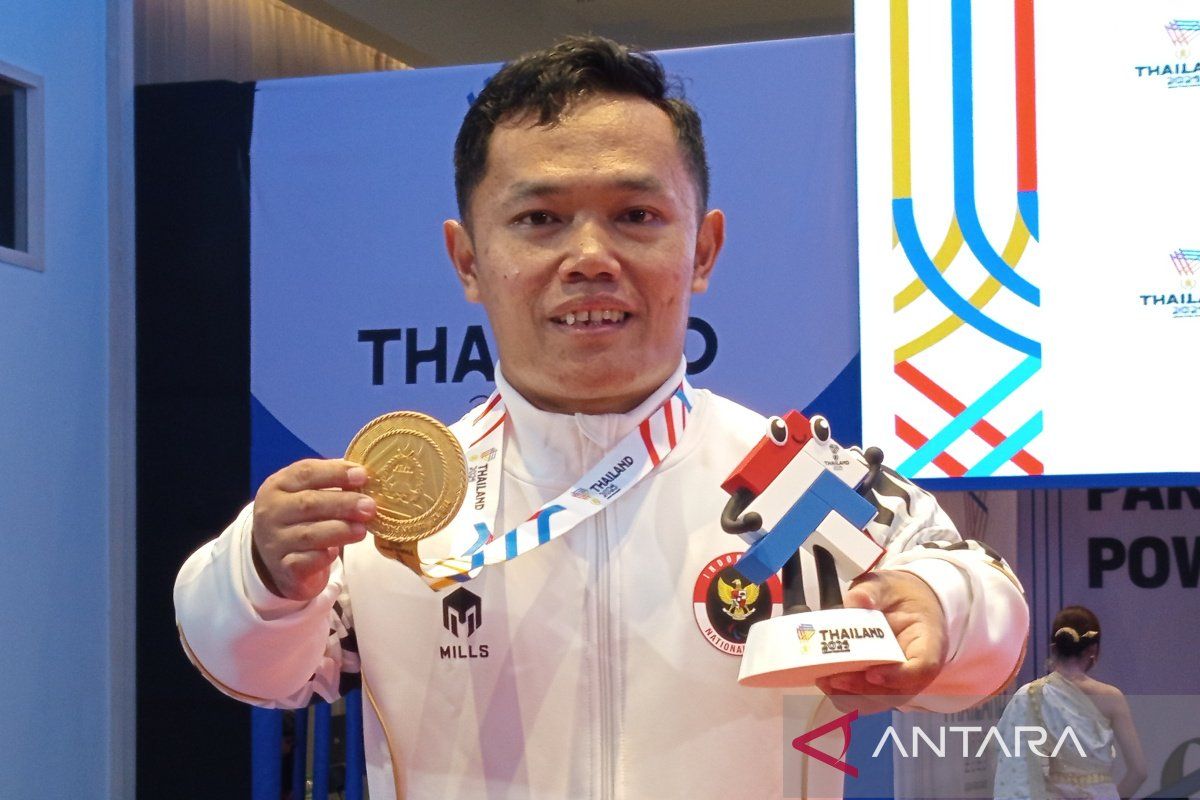 Hilman sumbang emas kedua para angkat beban di APG 2025