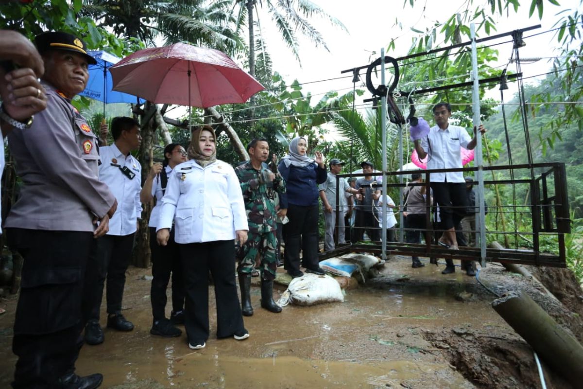 Kemen-PU siap bangun jembatan putus di perbatasan Ponorogo-Trenggalek
