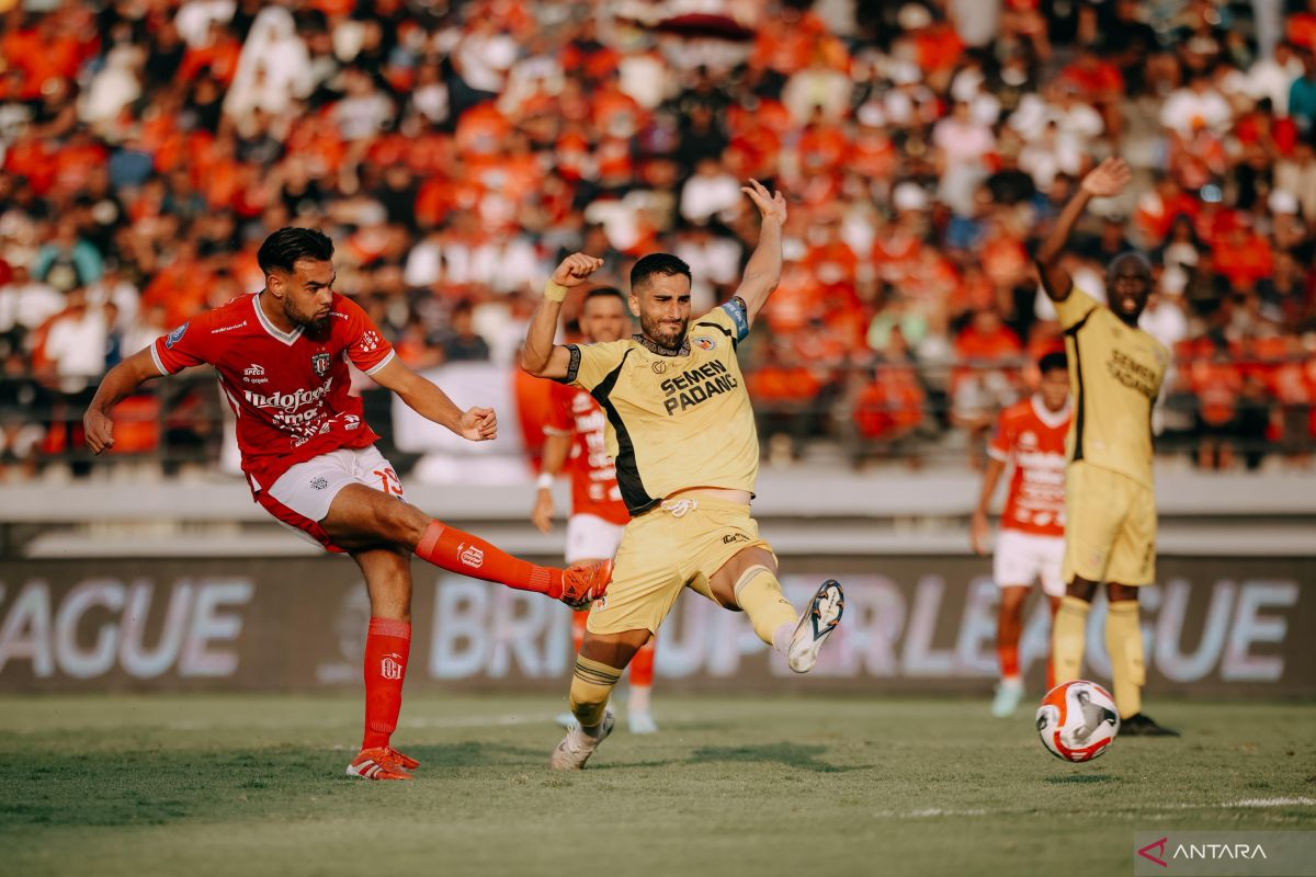 Bali United berbagi poin dengan Semen Padang usai imbang 3-3
