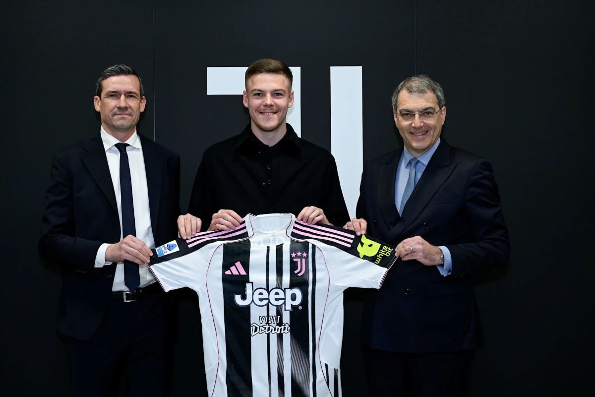 Juventus resmi umumkan kedatangan bek Swedia Emil Holm dari Bologna