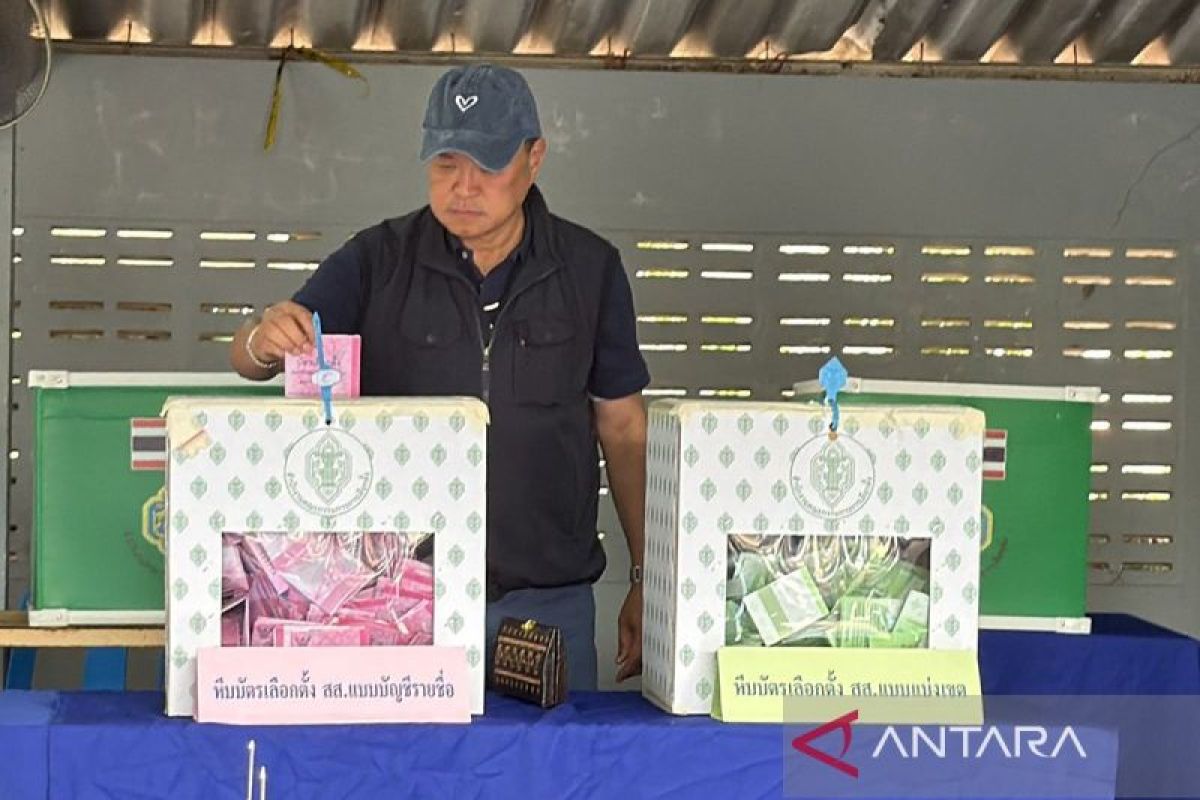 Partai pimpinan PM Anutin unggul dalam pemilu Thailand