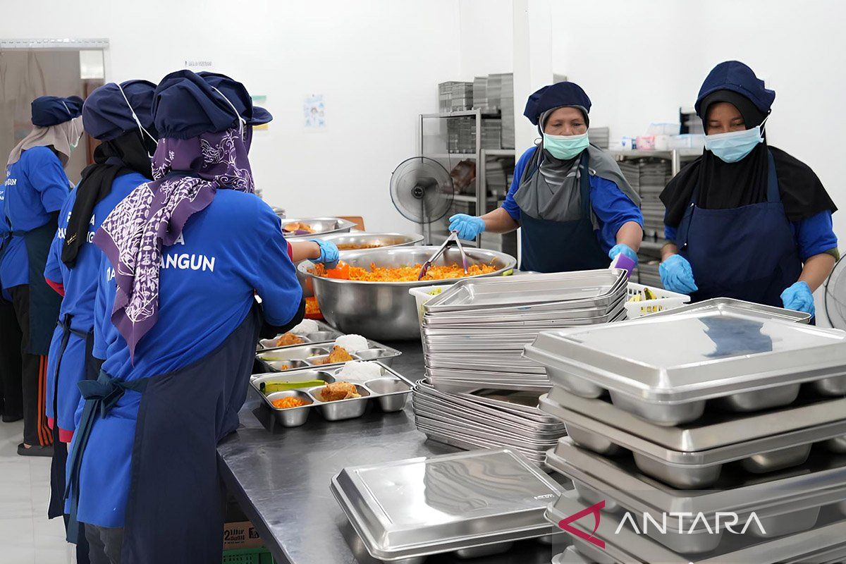 Siswa Trenggalek tetap terima MBG selama Ramadhan 2026