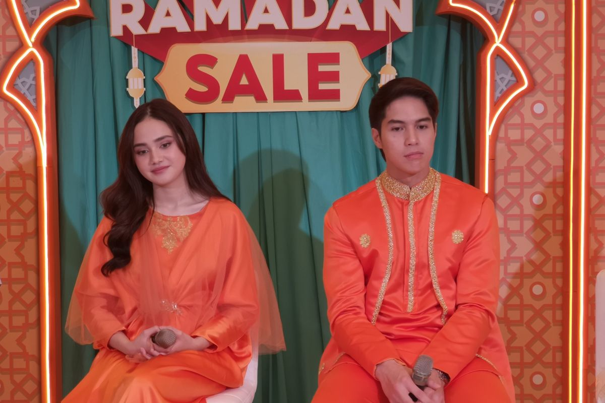Syifa Hadju dan El Rumi kompak pilih menu ringan untuk berbuka puasa