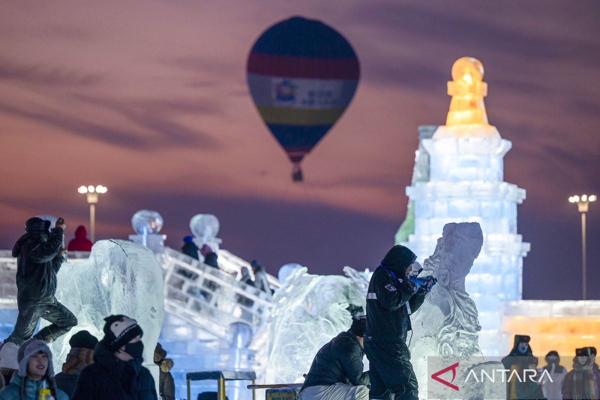 Taman es, salju terbesar di dunia tutup lebih awal dengan naiknya suhu
