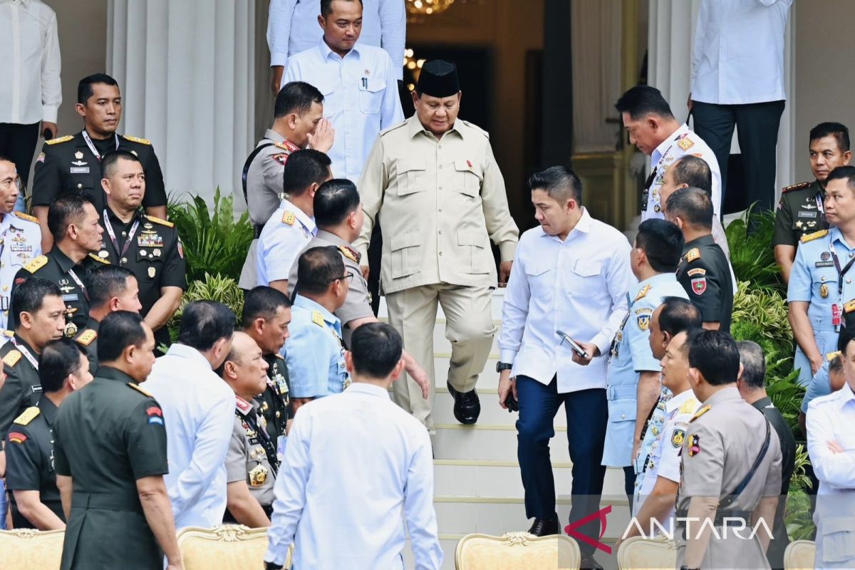 Seskab Teddy ungkap delapan inti taklimat Presiden saat Rapim TNI-Polri