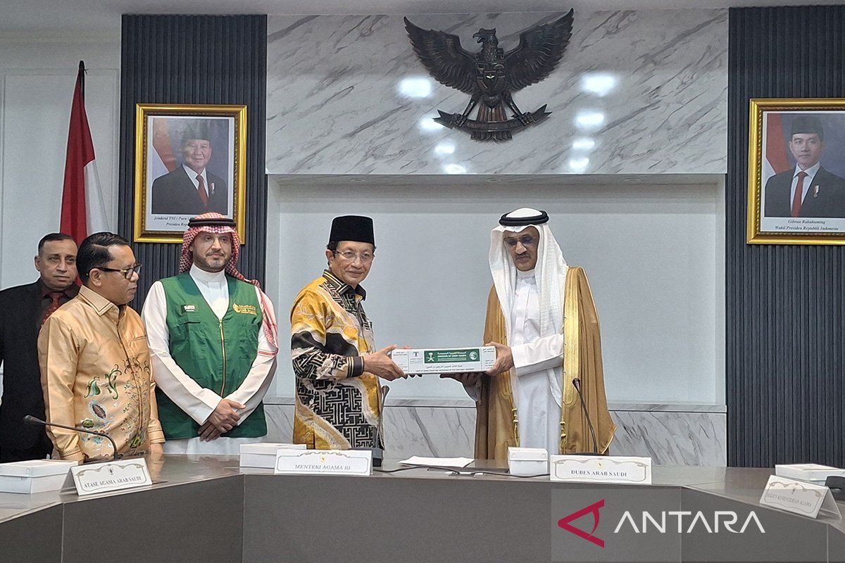 Menag terima 100 ton kurma dari Raja Saudi untuk masyarakat Indonesia