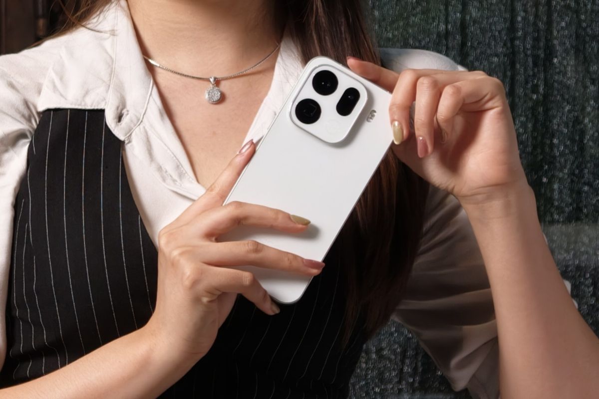 Oppo Find X9s akan dibekali chip Dimensity 9500s dan baterai 7.025mAh