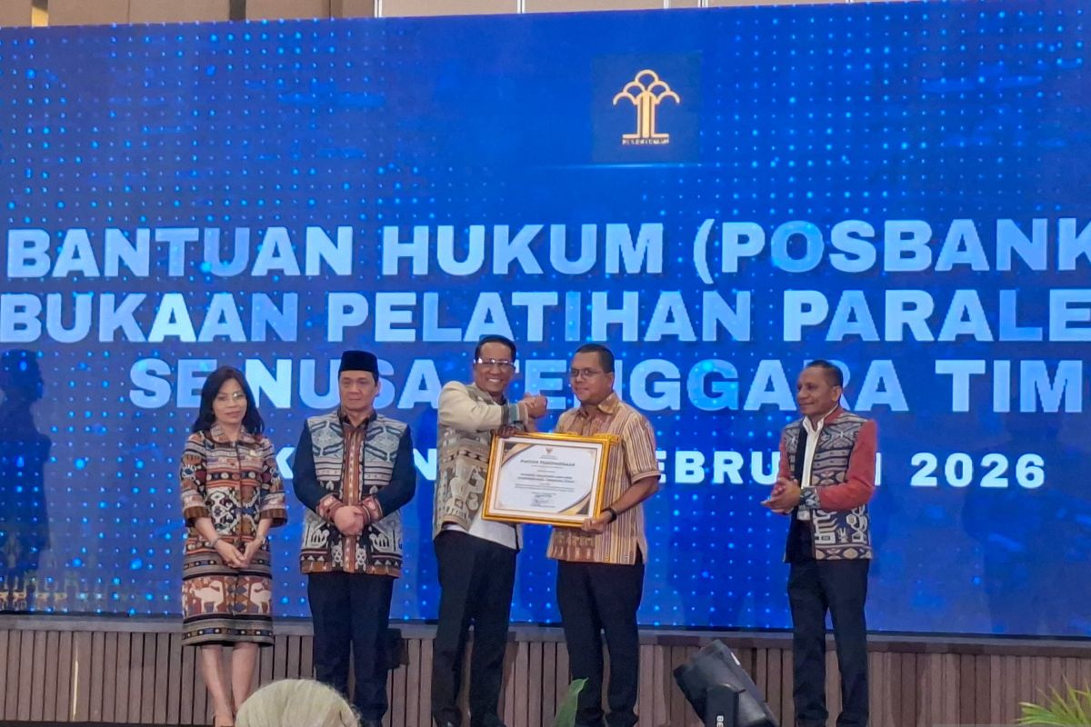 Menkum resmikan pembentukan 3.442 Posbankum di NTT