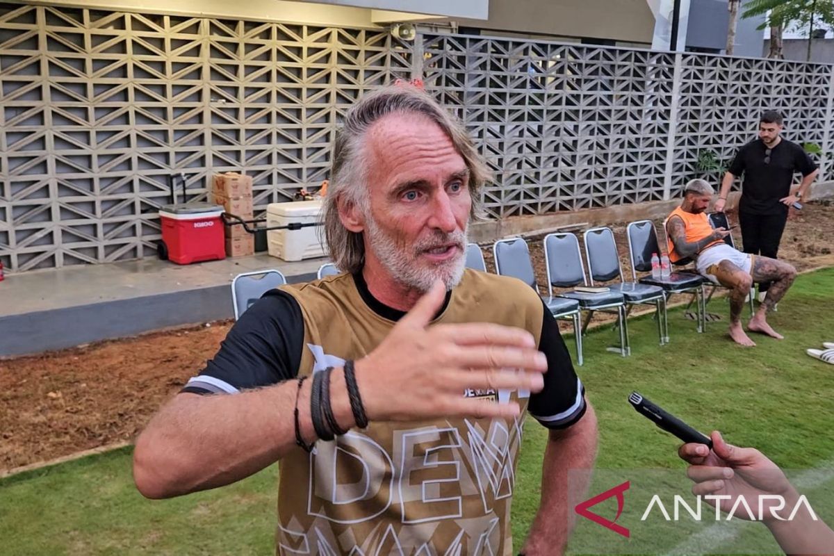 Riekerink yakin Dewa United bisa segera tampil konsisten