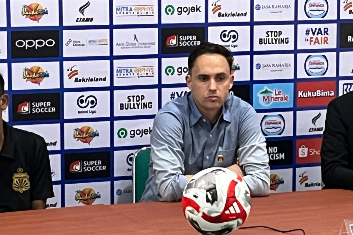 Paul Munster sangat tak terima Borneo bisa cetak dua gol mudah