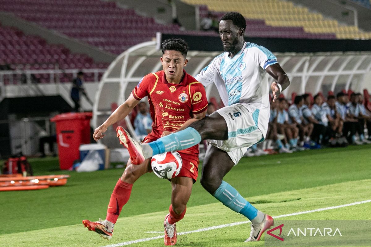 Persija pinjamkan Rio Fahmi dan Hansamu Yama hingga akhir musim