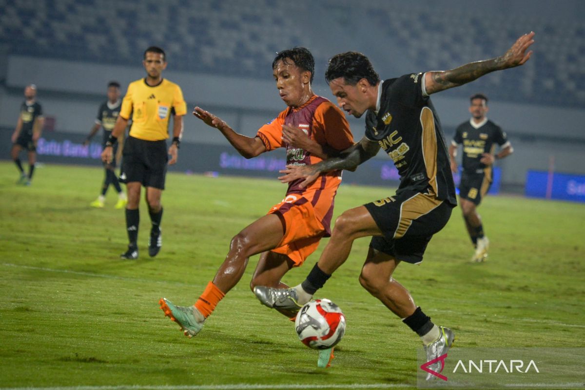 Dewa United lanjutkan tren kemenangan dengan tekuk Borneo 2-1