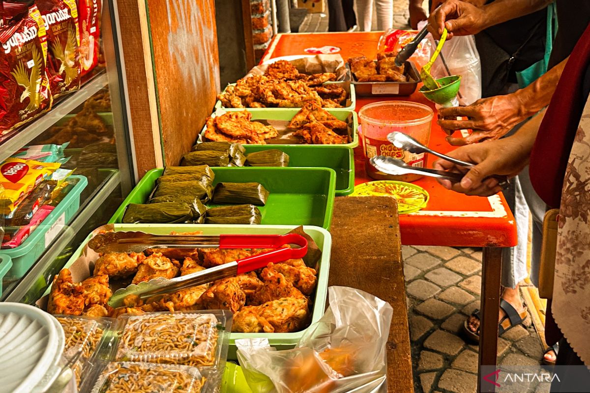 Makan gorengan saat berbuka berdampak negatif pada organ tubuh