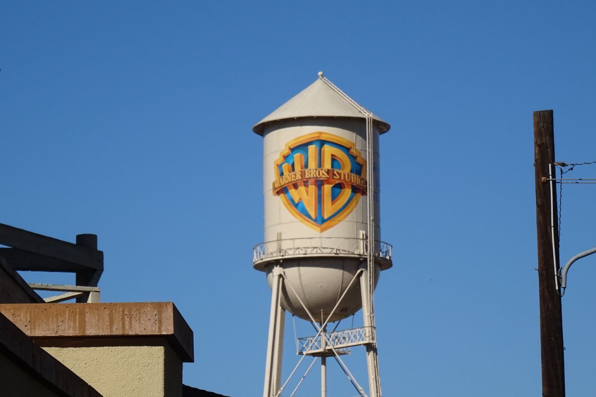 Warner Bros. tuding ByteDance pakai karakter ikonik untuk video AI