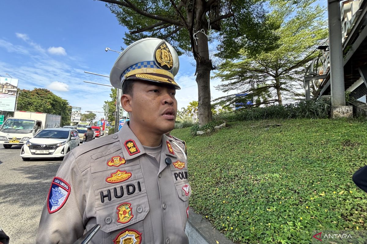 Polisi catat 1,5 juta kendaraan masuki Kota Bandung pada libur Imlek