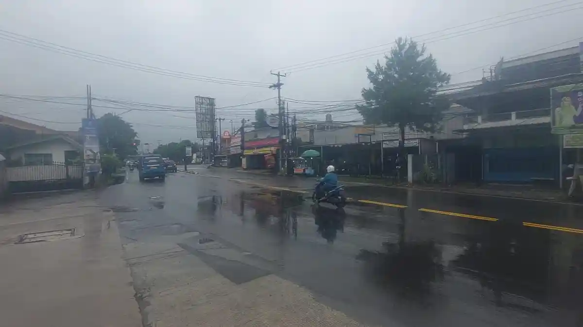 Hujan di Simpang Talang Bogor, Debit Air Sungai Ciparigi Tidak Meluap