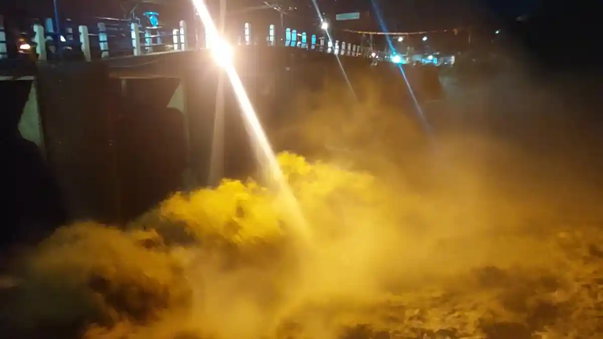 Waspada! Tinggi Air Ciliwung di Bendung Katulampa Bogor Naik Jadi 150 CM, Level Siaga 3