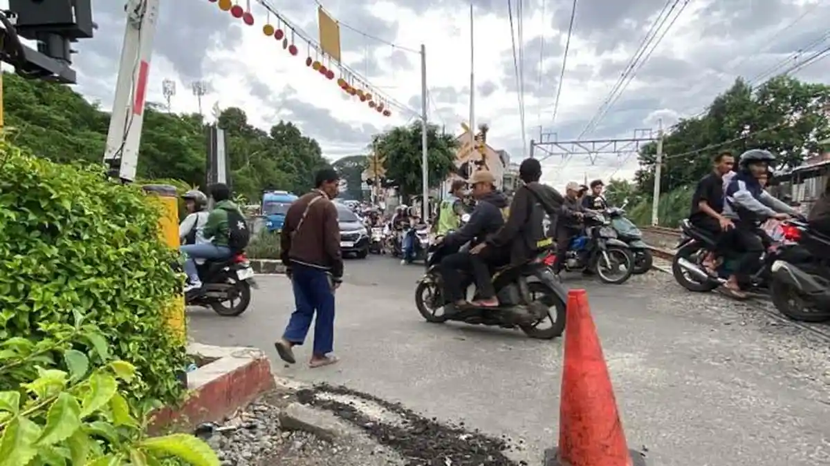Kronologi Kakek Tertabrak Kereta di Kebon Pedes Kota Bogor, Sedang Bantu Atur Lalu Lintas