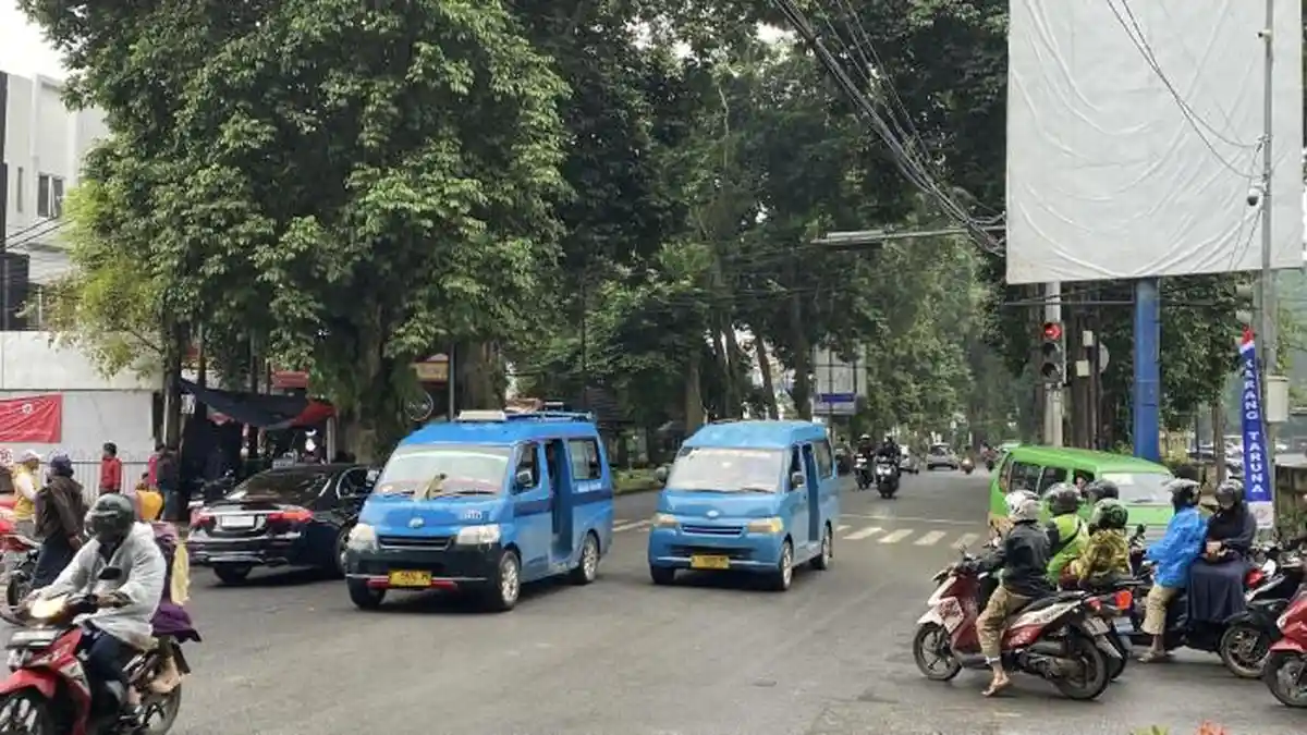 Arus Lalu Lintas di Simpang RSUD Kota Bogor Sering Semrawut, Warga Minta Polantas dan Dishub Kerja