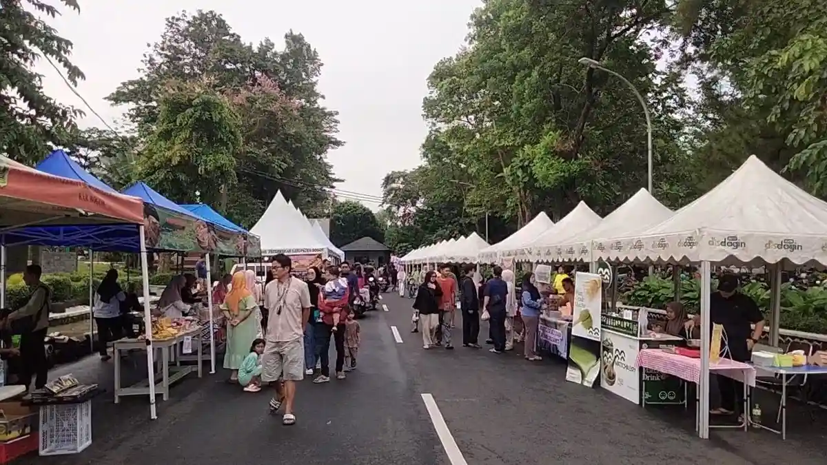 Beri Ruang untuk UMKM Selama Ramadhan, Gerbang Masuk Pemkab Bogor Jadi Tempat Berburu Takjil Baru