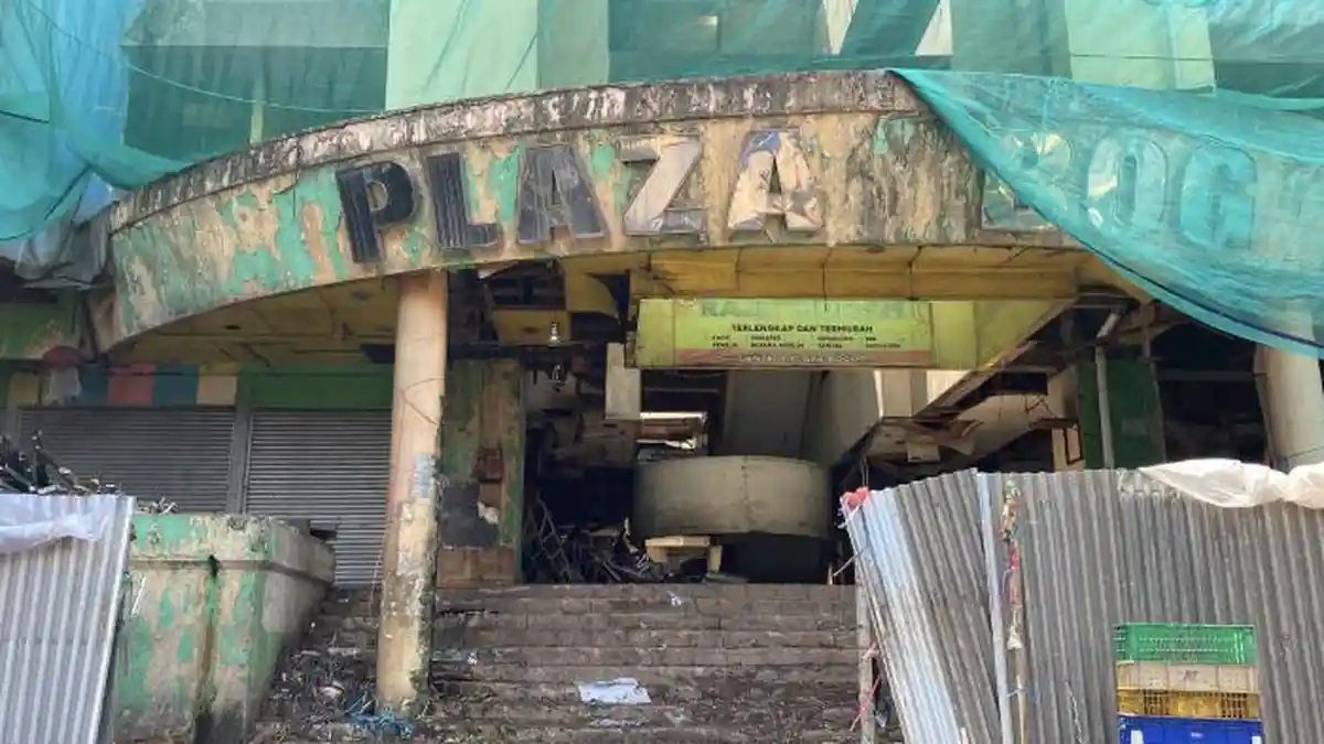 Kontraktor Pembongkaran Pasar dan Plaza Bogor Siapkan 20 Truk, Puing Diangkut Pukul 10 Malam