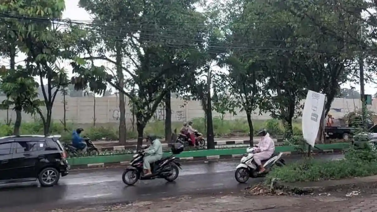 Sempat Diguyur Hujan, Cuaca Kota Bogor Sore Ini Mendung Berawan Gelap, Waspada Hujan Susulan