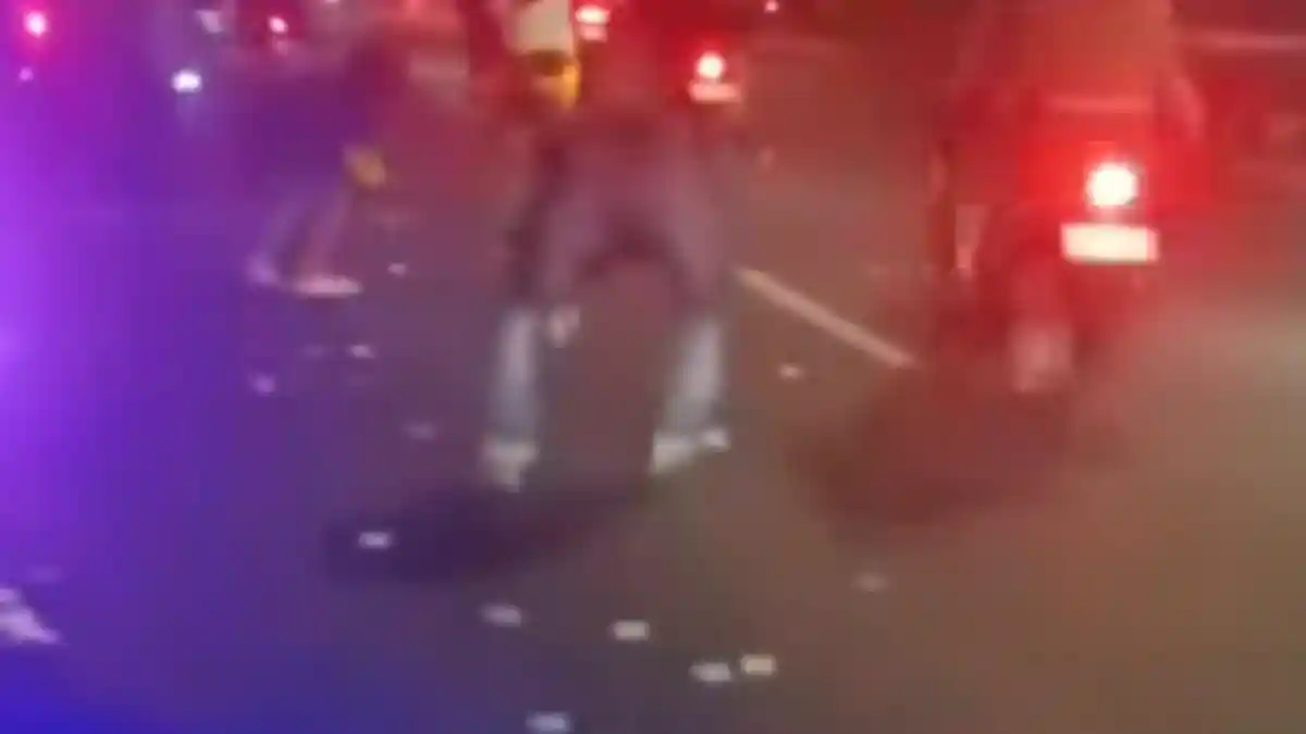 Sosok Pemilik Uang yang Berserakan di Cibinong Bogor, Terungkap Foto Wanita Dalam Dompet